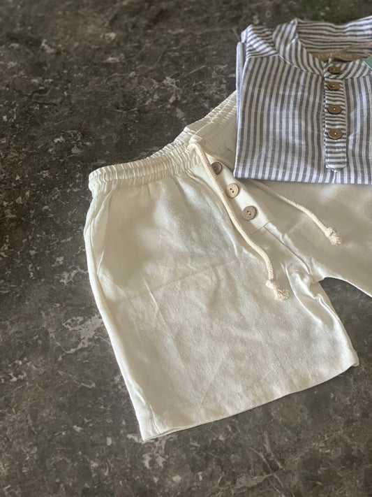 Ekru şort
